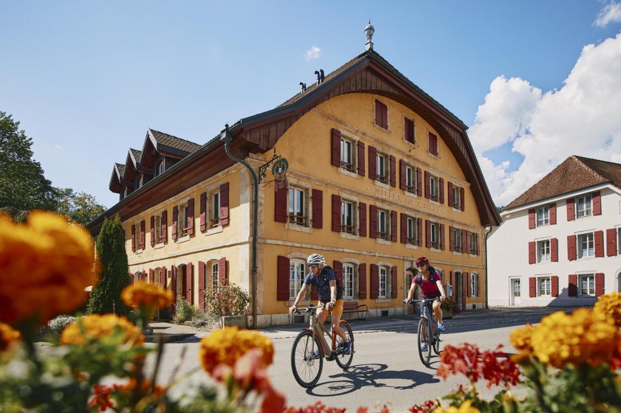 Hotel De L'Aigle Couvet エクステリア 写真